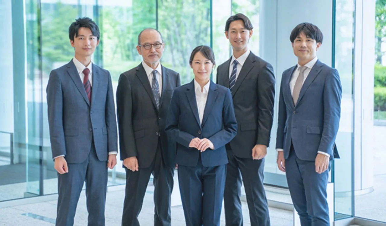 世代別キャリア課題と効果的な支援手法